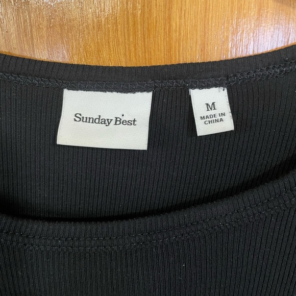 Aritzia Sunday Best Bliss Cropped T-Shirt - Picture 3 of 4